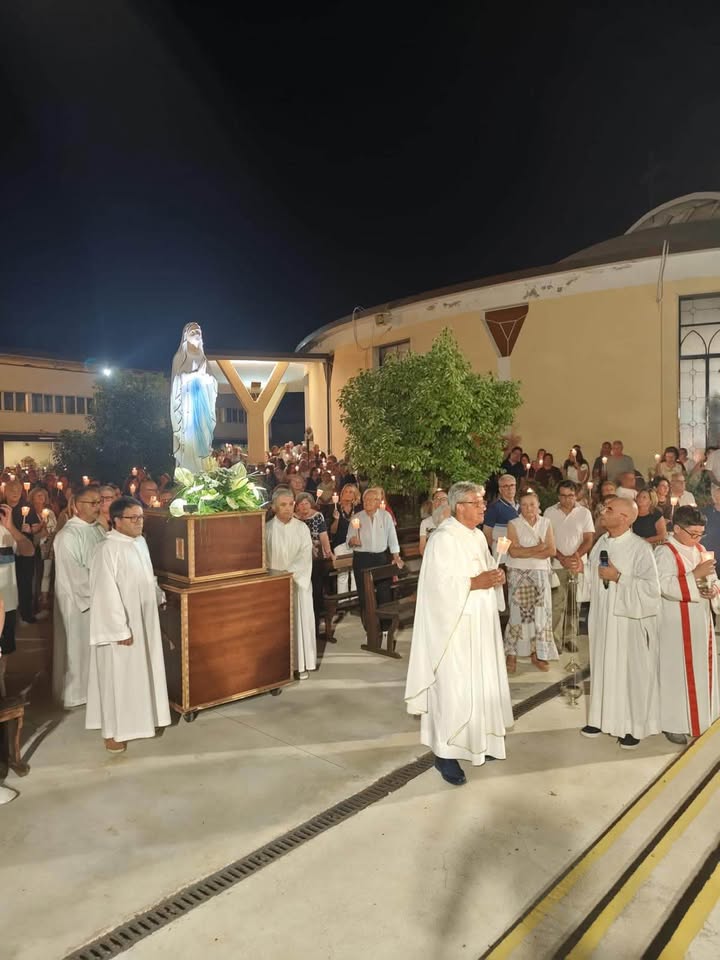 Parrocchia Nostra Signora Di Lourdes